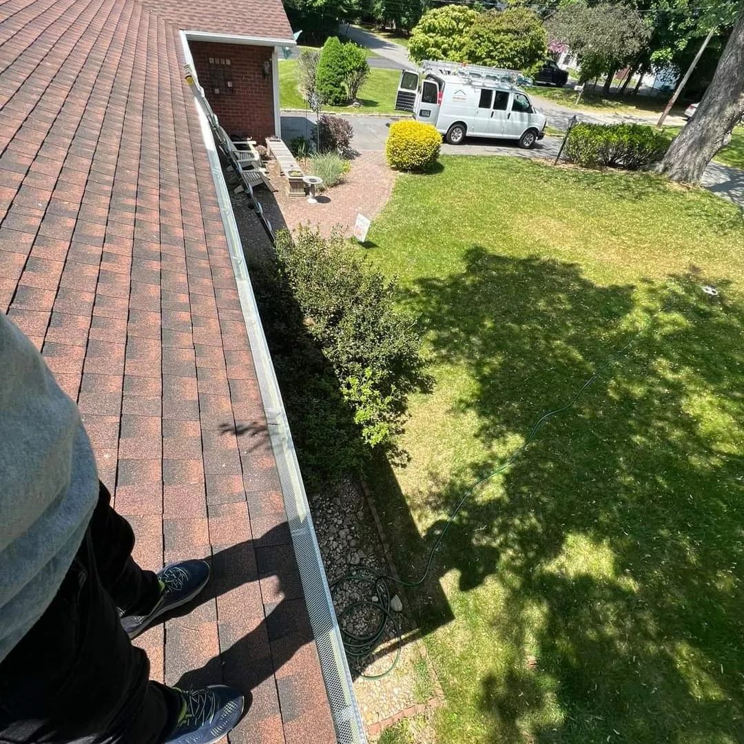 GUTTER CLEANING ELED GUTTERS LONG ISLAND